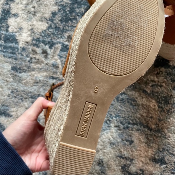 Steve Madden Jaylen Wedges size 9 - Picture 5 of 6